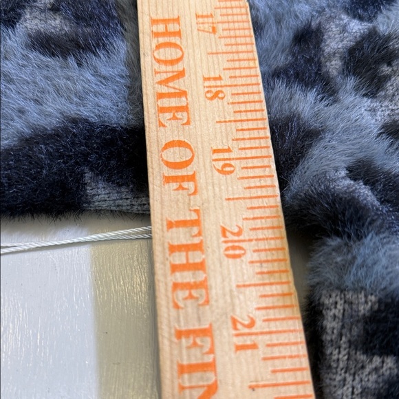 Evolution by Cyrus Leopard Wallie Fuzzy Open Cardigan Sweater Size Small - Picture 10 of 13